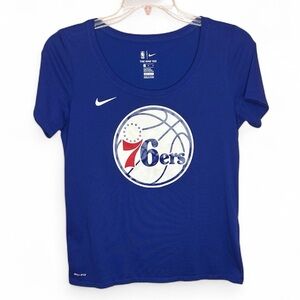 Nike Women's Philadelphia 76ers Blue City Edition Essential T-Shirt. Size M